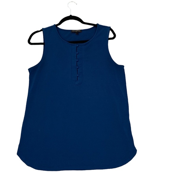 Banana Republic Crepe button top - Picture 2 of 3